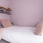 3br Family & Pet Friendly & Parking *