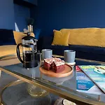 3br Family & Pet Friendly & Parking 別荘