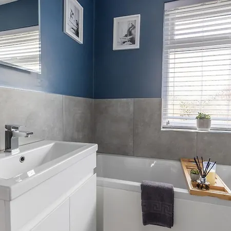 Дом отдыха Highbank House - Three Bed Stylish House In North Yorkshire Харрогейт