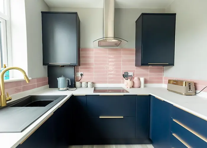 3br Family & Pet Friendly & Parking