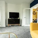 3br Family & Pet Friendly & Parking هاروغايت