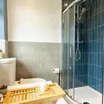 3br Family & Pet Friendly & Parking بيت للعطل