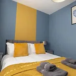 بيت للعطل 3br Family & Pet Friendly & Parking